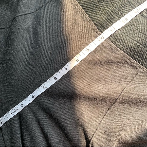 Alfred Sung Woman’s XXL Grey Leggings - Picture 4 of 7